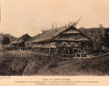 KITLV - 173524 - Demmeni, J. - Kubu (guesthouse for expedition members) at Long Nawang, Borneo - 1890-1904
