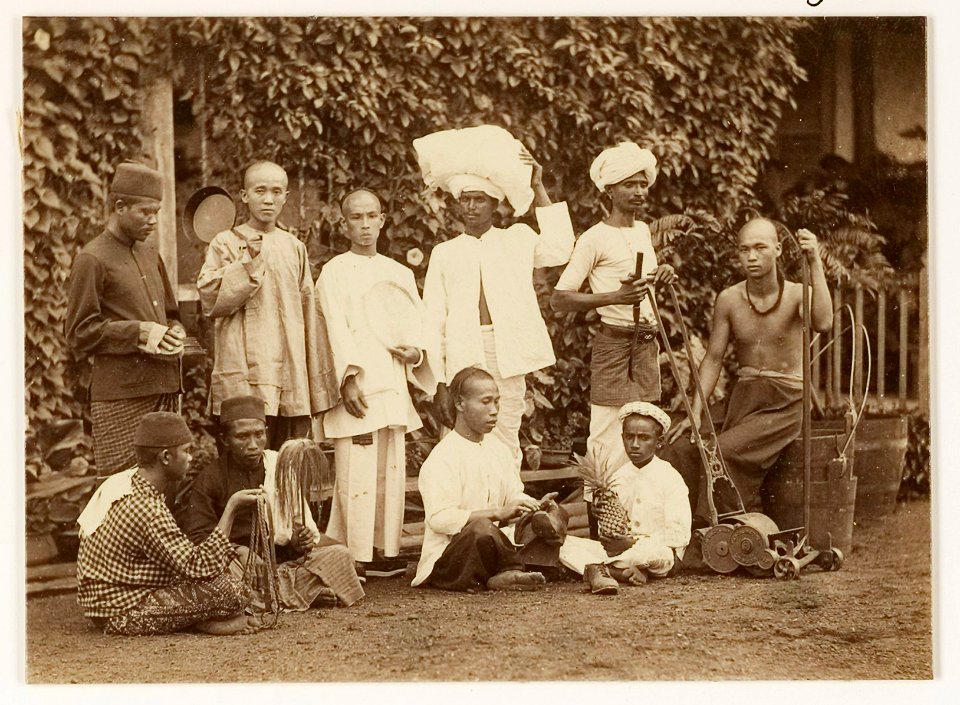 KITLV - 29190 - Ten domestic servants of various ethnic origins, each with an object relating tot their task, Singapore - circa 1900