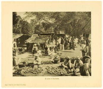 KITLV - 29365 - Demmeni, J. - Market at Payakumbuh, Sumatra - circa 1910