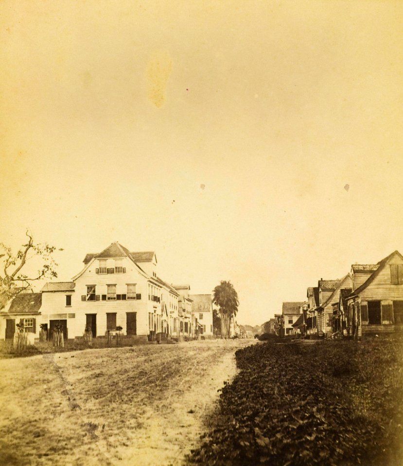 KITLV - 2144182 - Hernhutterstraat, Paramaribo - circa 1880