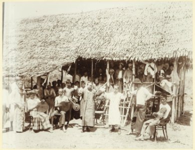 KITLV - 3677 - Lambert & Co., G.R. - Singapore - Javanese-Malay Djoged (Yoged) dance at Penang - circa 1903 photo