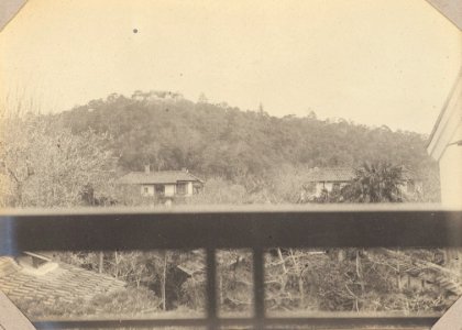 KITLV - 65873 - Houses at Matsuyama (松山市) in Japan - presumably 1900-1902