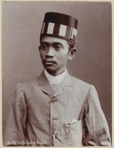 KITLV - 7249 - Lambert & Co., G.R. - Singapore - The Sultan of Kedah - circa 1890 photo