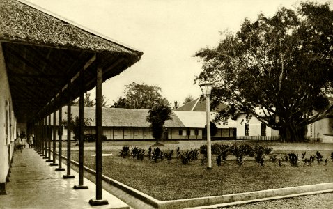 KITLV - 78291 - Kleingrothe, C.J. - Medan - Hospital for coolies of the Amsterdam Deli Company in Medan at Padang Bulan, Kotanopan, Mandailing Natal - circa 1900