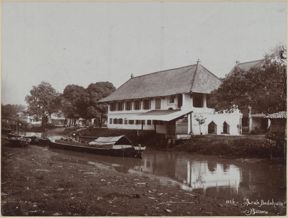 KITLV - 7538 - Lambert & Co., G.R. - Singapore - Arab mosque in Batavia - circa 1900