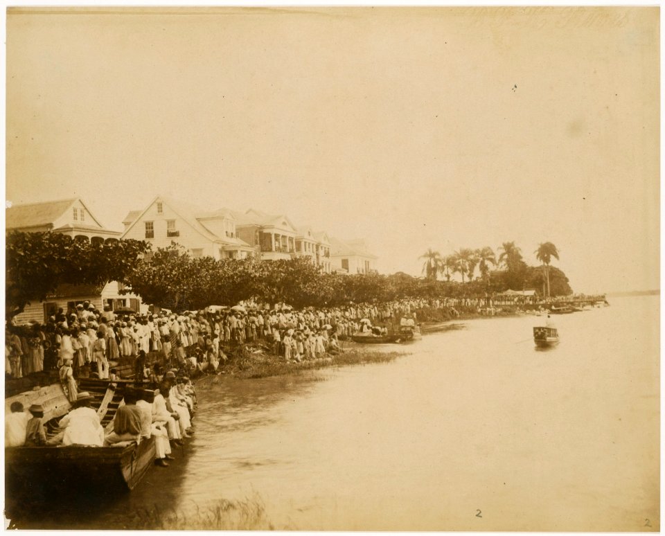 KITLV - 39003 - Muller, Julius Eduard - Paramaribo - The celebration of the anniversary of the Dutch King William III at the Waterkant (Waterfront) in Paramaribo - 1885-02-19