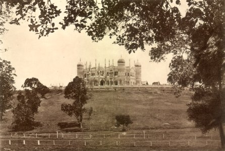 KITLV - 79955 - Kleingrothe, C.J. - Medan - Palace of the sultan at Klang near Kuala Lumpur - circa 1910