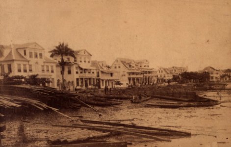 KITLV - 400965 - View of the Waterkant in Paramaribo - circa 1900