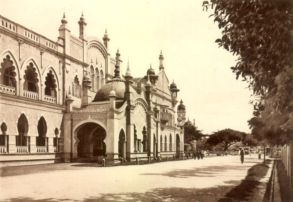 KITLV - 79945 - Kleingrothe, C.J. - Medan - City Hall in Kuala Lumpu - circa 1910