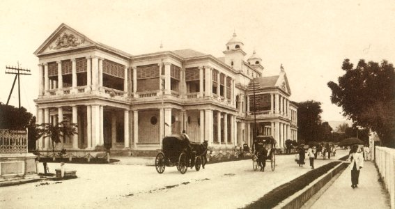 KITLV - 80027 - Kleingrothe, C.J. - Medan - Supreme Court at Penang - circa 1910 photo