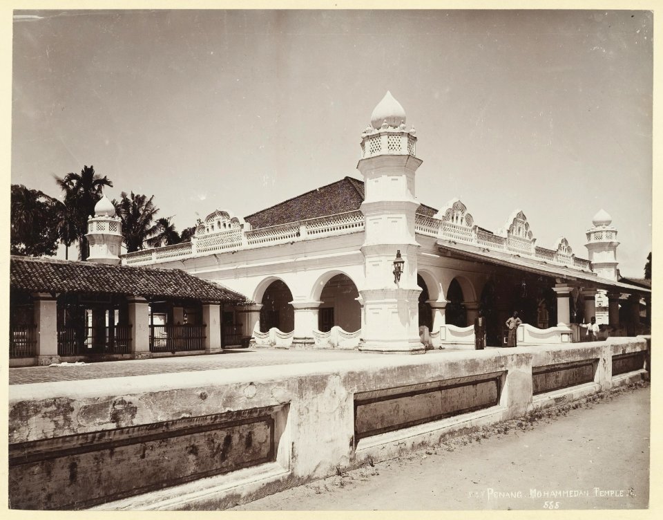 KITLV - 3648 - Lambert & Co., G.R. - Singapore - Captain Kling Mosque (built in 1801), Pitt Street, Penang Island - circa 1900