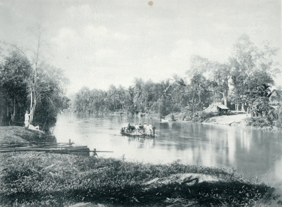 KITLV - 80230 - Kleingrothe, C.J. - Medan - Ferry across the Padang in the east coast of Sumatra - 1898