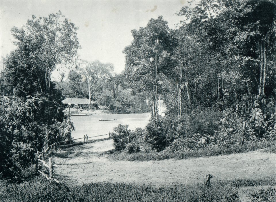 KITLV - 80246 - Kleingrothe, C.J. - Medan - River Wampu near Sukaranda, probably near tobacco company Soekaranda in Upper Langkat in the east coast of Sumatra - 1898