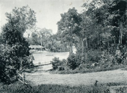 KITLV - 80246 - Kleingrothe, C.J. - Medan - River Wampu near Sukaranda, probably near tobacco company Soekaranda in Upper Langkat in the east coast of Sumatra - 1898