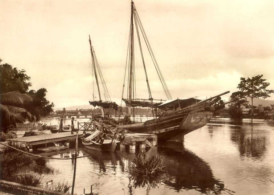 KITLV - 80009 - Kleingrothe, C.J. - Medan - Sailing prao at Nibong Tebal in Penang - circa 1910