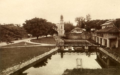 KITLV - 80021 - Kleingrothe, C.J. - Medan - Ancient fortress and the bell tower in Penang - circa 1910