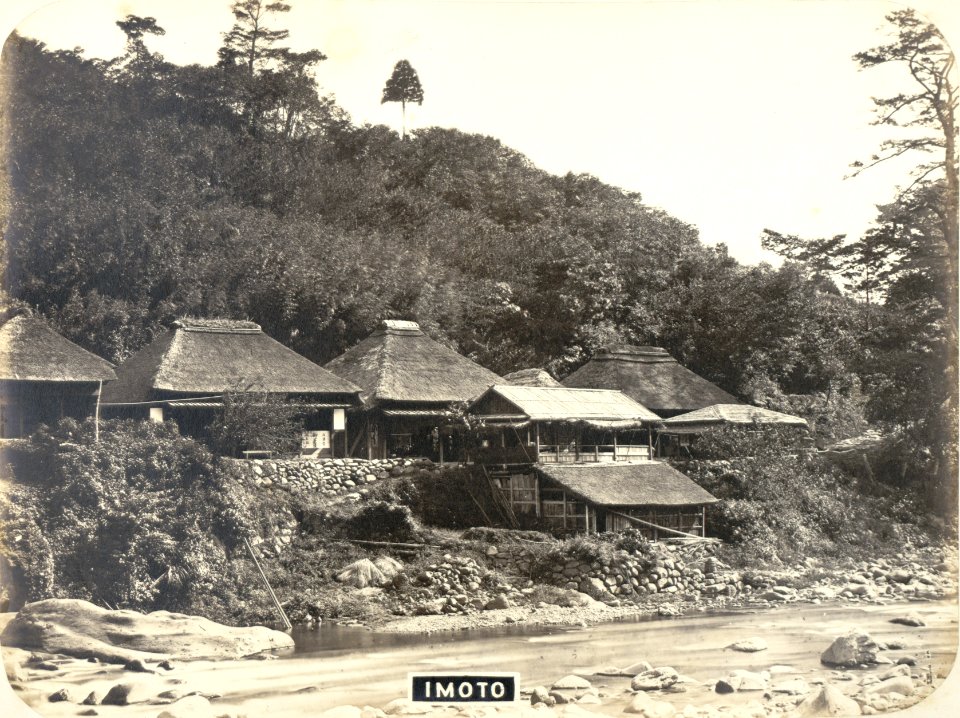 KITLV - 83054 - Houses on a river at Imoto in Japan - before 1880