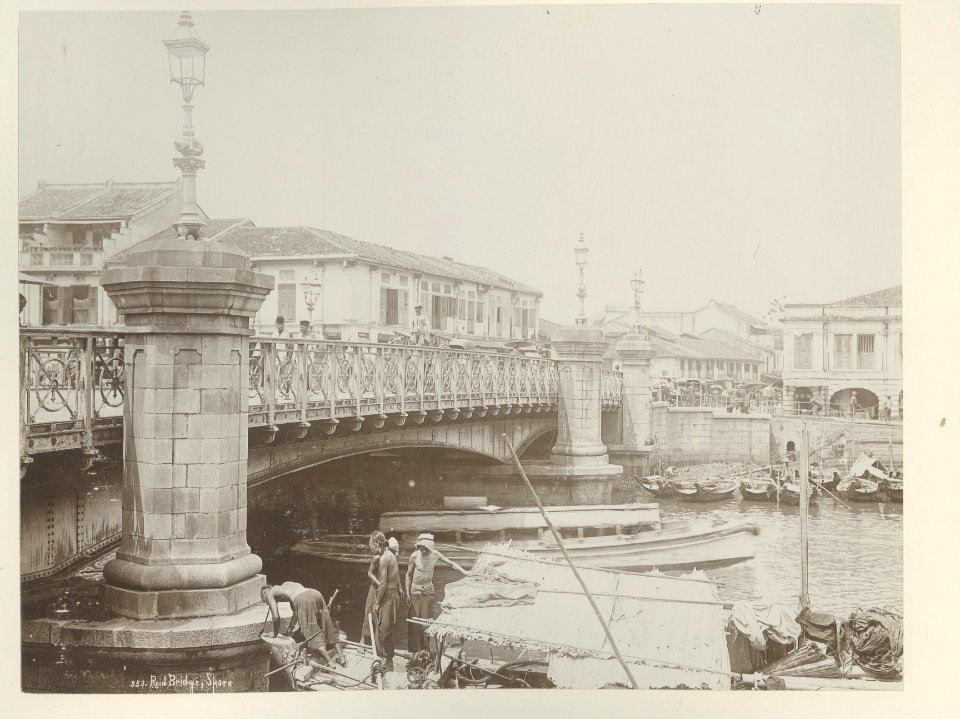 KITLV - 50205 - Lambert & Co., G.R. - Singapore - Reid Bridge in Singapore - circa 1900
