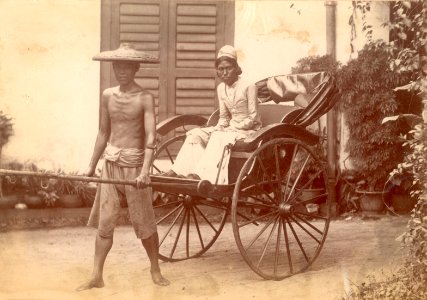 KITLV - 377462 - Bengal man in a Chinese rickshaw at Singapore - circa 1890