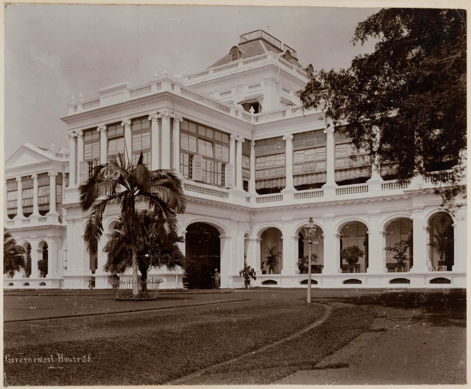 KITLV - 53172 - Lambert & Co., G.R. - Singapore - Government House in Singapore - circa 1890