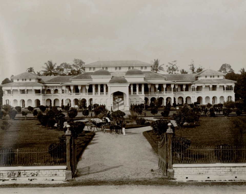 KITLV - 86751 - Stafhell & Kleingrothe - Medan-Deli - Palace of the Sultan of Deli, Medan, Sumatra - circa 1900