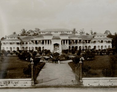 KITLV - 86751 - Stafhell & Kleingrothe - Medan-Deli - Palace of the Sultan of Deli, Medan, Sumatra - circa 1900