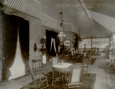 KITLV - 86763 - Stafhell & Kleingrothe - Medan-Deli - Large sitting room, probably at a plantation in Deli - circa 1900