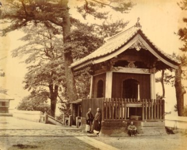KITLV - 89894 - Beato, Felice - Bell House in a temple complex at Nagasaki in Japan - presumably 1863-1865