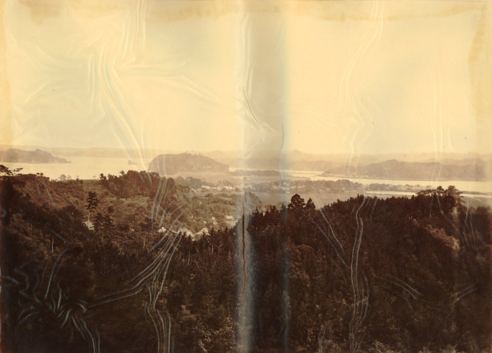 KITLV - 89906 - Beato, Felice - Bay near Kanagawa in Japan - presumably 1863-1865