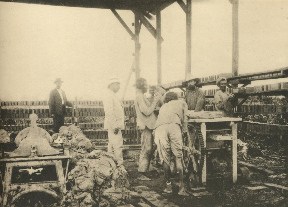 KITLV - 90995 - Brickworks in Surinam - circa 1890