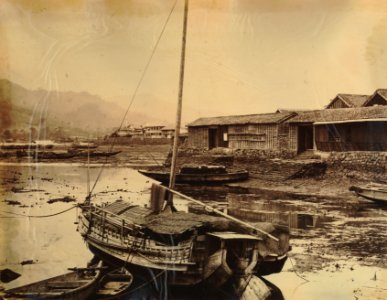 KITLV - 89941 - Beato, Felice - Japanese sailboat near the warehouses at Dejima, Nagasaki, Japan - presumably 1863-1865