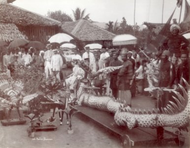 KITLV - 91481 - Lambert & Co., G.R. - Singapore - Procession, probably in Selangor - circa 1880