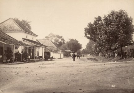 KITLV 103220 - Céphas - Street behind Fort Vredeburg in Yogyakarta - Around 1890 photo