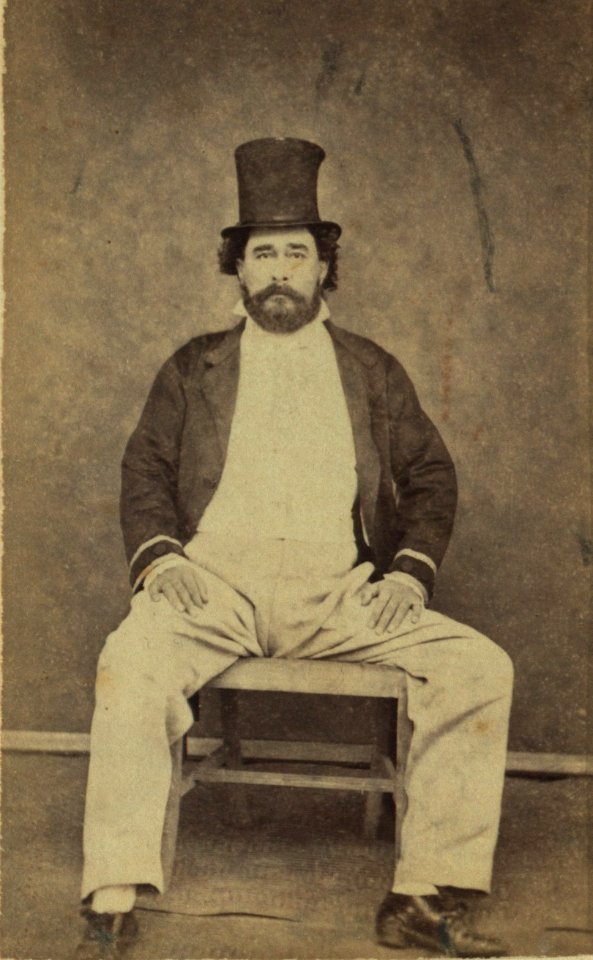KITLV - 69653 - Lambert & Co., G.R. Photographers - Singapore - An acquaintance of the family Andrée Wiltens in Singapore - circa 1865-1870