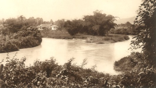 KITLV - 79988 - Kleingrothe, C.J. - Medan - Resident's house at Ipoh, Malaysia - circa 1910