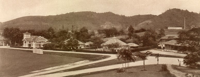 KITLV - 80004 - Kleingrothe, C.J. - Medan - Club officers' mess at Taiping - circa 1910