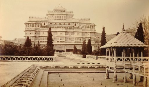 KITLV 92011 - Bourne and Shepherd - Indur Mahal Palace, Jaipur in India - Around 1885 photo