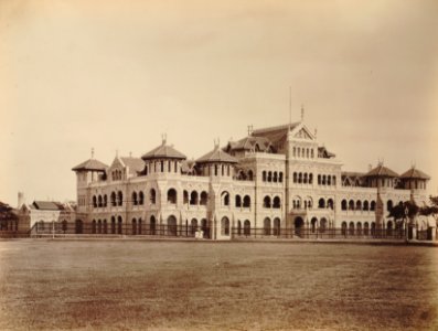 KITLV 92015 - Unknown - Sailor's Home at Bombay in India - Around 1870