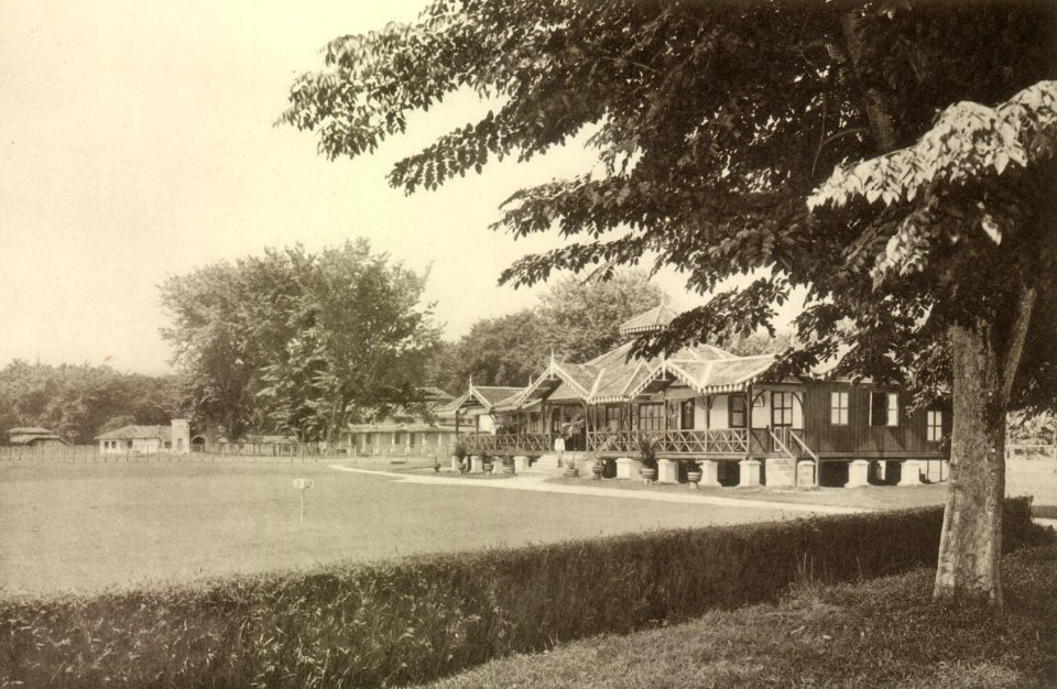 KITLV - 80032 - Kleingrothe, C.J. - Medan - Golf club on Penang Island - circa 1910