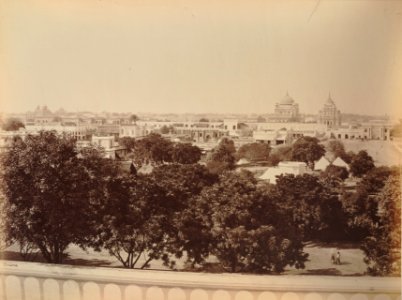 KITLV 91961 - Samuel Bourne - Kaisarbagh Palace in Lucknow in India - Around 1860 photo