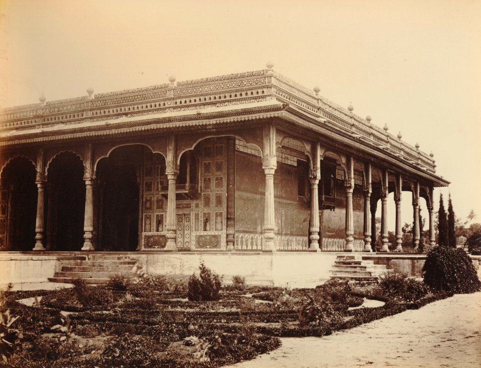KITLV 92052 - Unknown - Darya Daulat Bagh palace at Seringapatam in India - Around 1870