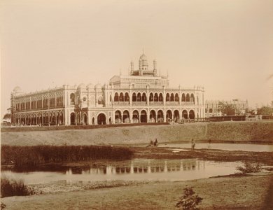 KITLV 92064 - Unknown - Palace in Madras, India - Around 1870