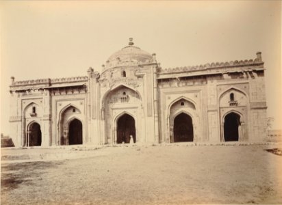 KITLV 91997 - Unknown - Kila-i-Kuhna mosque at Delhi in India - Around 1860