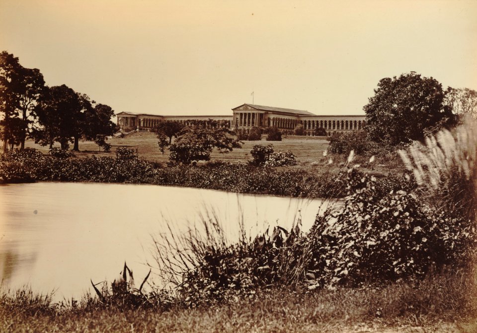 KITLV 92025 - Unknown - Public Offices in Bangalore, India - Around 1870