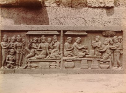 KITLV 103600 - Kassian Céphas - Bas-relief at Borobudur near Magelang - 1890-1891