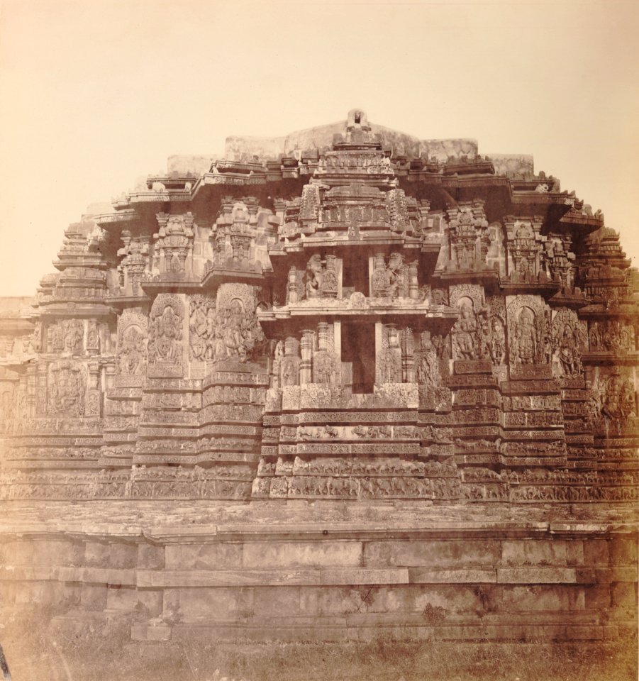 KITLV 92179 - Unknown - Halabidi temple in India - Around 1870