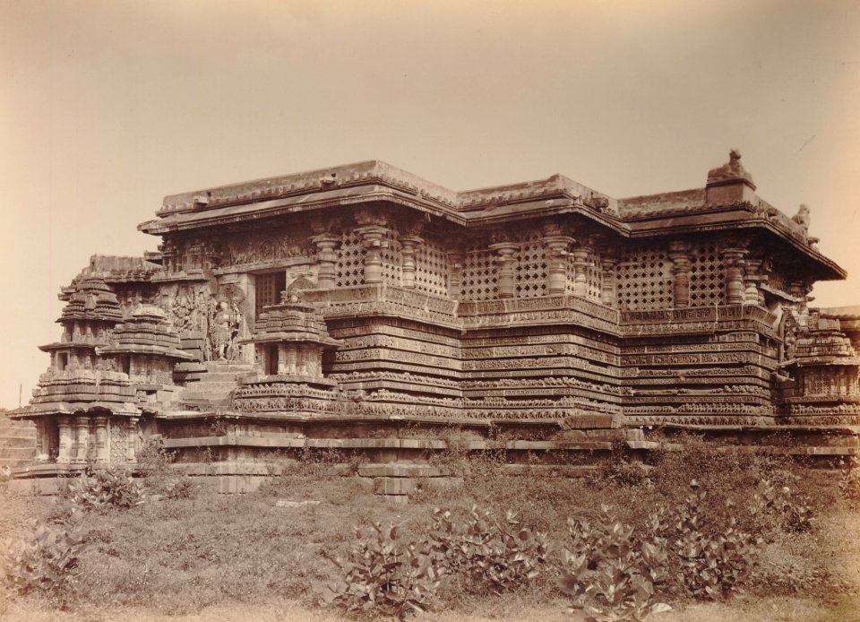 KITLV 92183 - Unknown - Halabidi temple in India - Around 1870