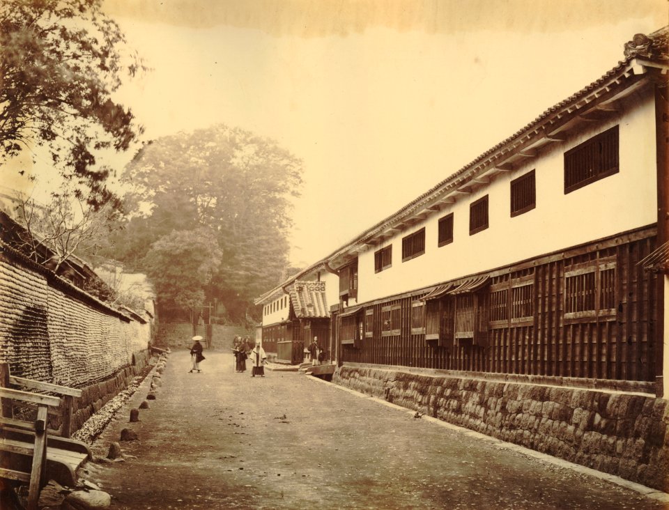 KITLV - 89899 - Beato, Felice - Palace of the lord of Satsuma at Sedo, Japan - presumably 1863-1865