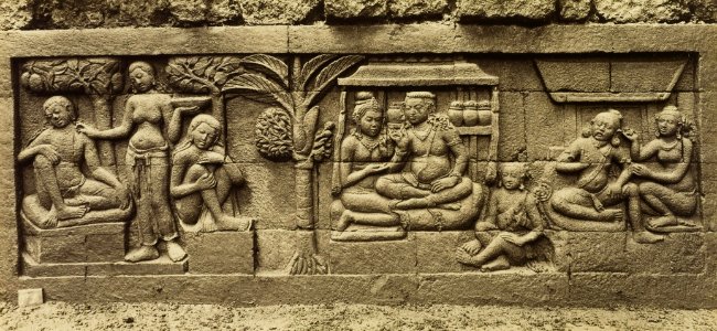KITLV 40080 - Kassian Céphas - Relief of the hidden base of Borobudur - 1890-1891