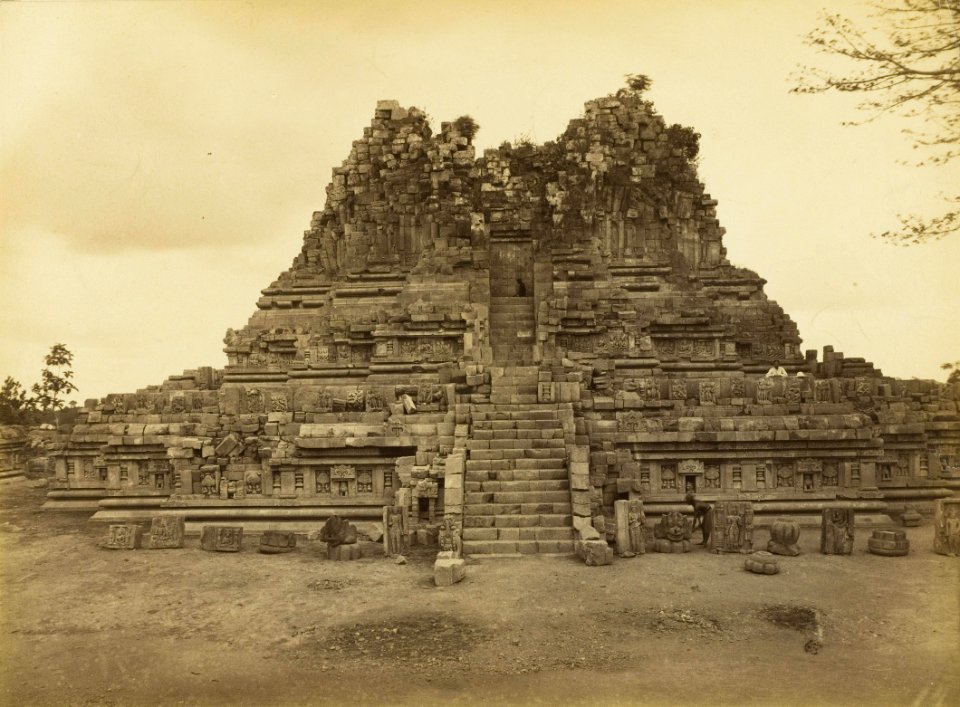 KITLV 40236 - Kassian Céphas - Tjandi Prambanan - 1889-1890